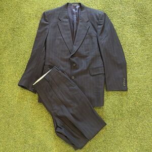 Marc Jeffries 2-Piece Suit Mens 42R 32 x 29 Navy Pinstripe 100% Wool